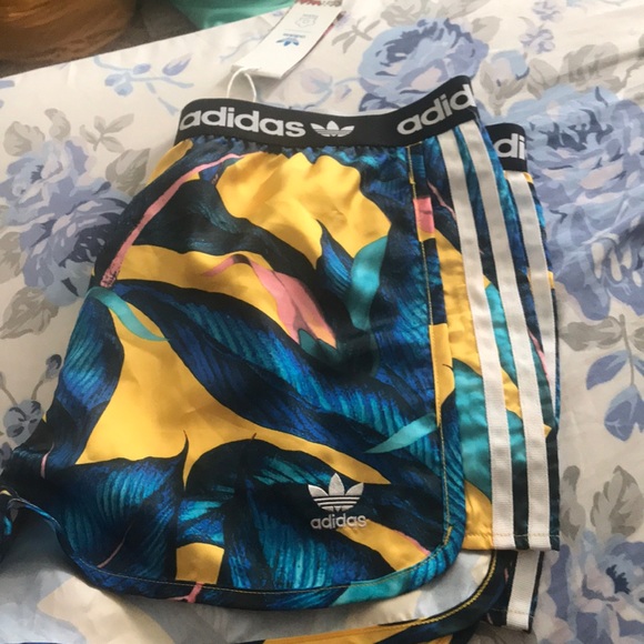 To big - Picture 3 of 4